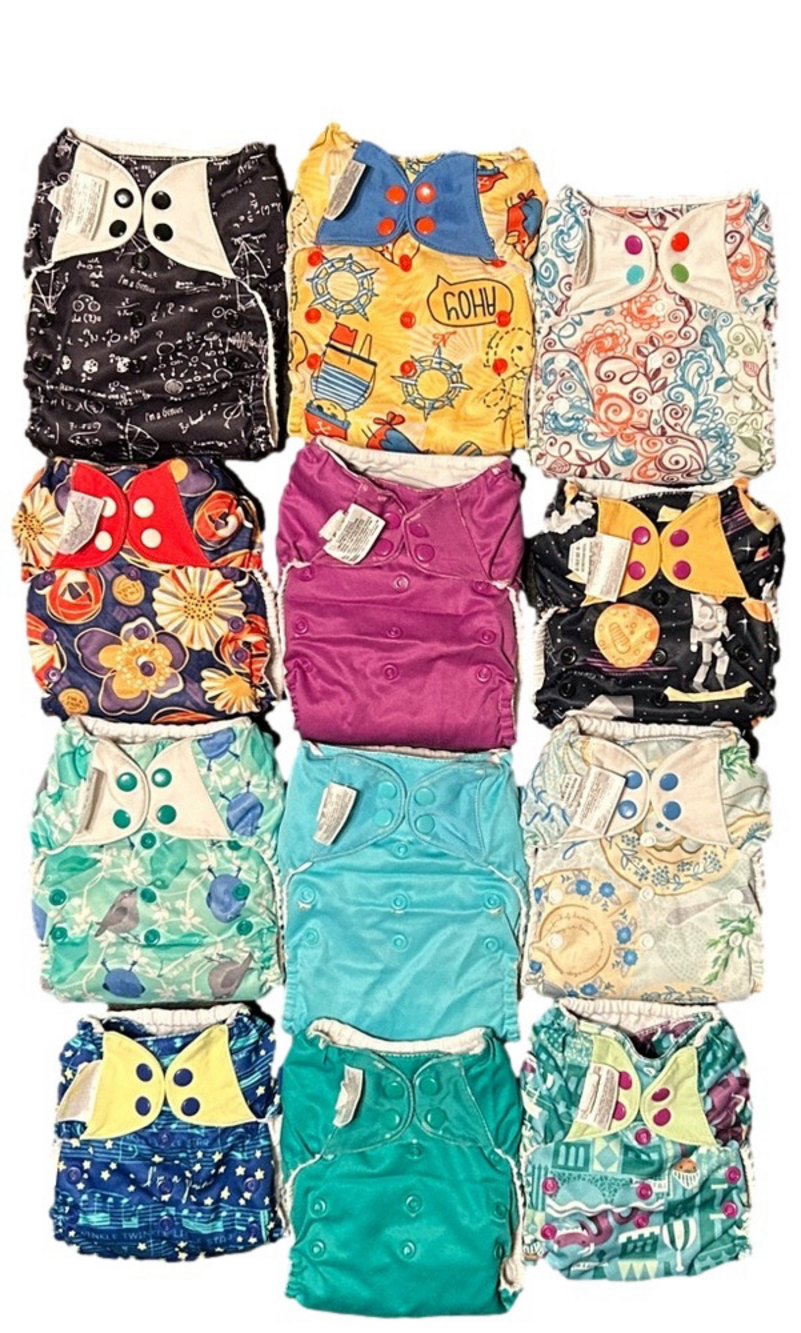 BumGenius Colorful Patterned Cloth Diaper bundle☀️